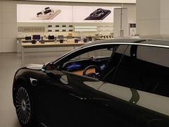 -华为智能生活馆(上海金桥国际商业广场)