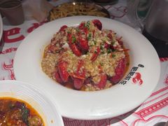-肥肥虾庄·金牌油焖大虾(汉街SKP店)