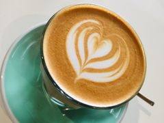 -UNI UNI(环亚凯瑟琳店)