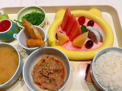 -水桶王国主题餐厅·聚会·生日派对·亲子活动·家庭套餐(亚龙湾希尔顿店)