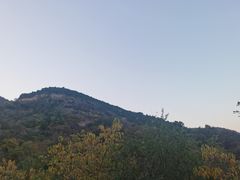 -鬼笑石后山停车场