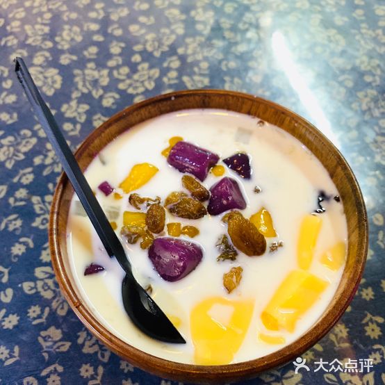 五更天糖水老店(威高馋嘴巷子店)