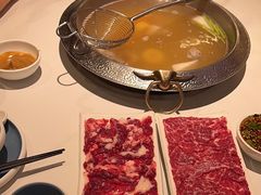 -左庭右院鲜牛肉火锅(金山万达店)