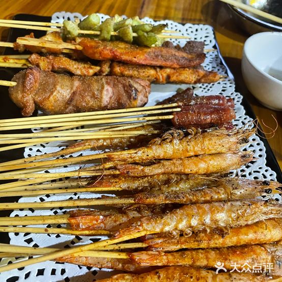 牛在飞烤串(亿利城铂金公馆店)