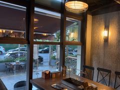 -麦凯伦烧烤·精酿超级工厂店(金桥总店)