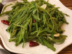 -小锅巴纳西餐厅