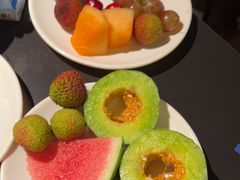 -钱小奴海鲜自助黑金店(杭州滨江龙湖店)