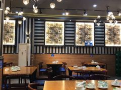大堂-三江烤鱼(张家巷店)