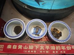 -魏铭鱼头捞饭(晋阳路店)