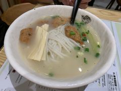 鮮魚湯魚餅米線-凯峰鱼汤米线(金利達店)