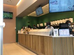 -奈雪的茶(优特汇店)