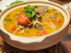 -老滇山寨•云南特色菜•地方菜•民族风情歌舞表演(金碧店)