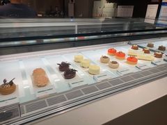 -潮一不贰·法式甜品·生日蛋糕·西式简餐(外滩店)