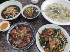 -张一品食府