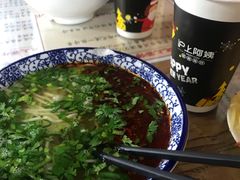 -陇上全荟兰州传统牛肉面(延吉路店)