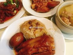 排骨苦瓜汤-阿水狮猪脚大王(台中公园店)