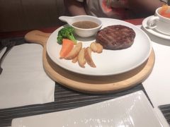 -斗牛士牛排餐厅(嘉里汇店)