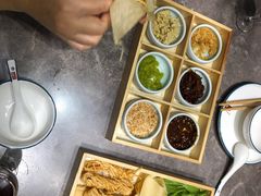 -闫府私房菜·老字号(恒隆店)