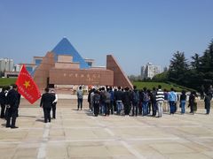 -上海市龙华烈士陵园