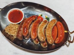 俄罗斯煎肠拼盘-马克西姆西餐厅旗舰店
