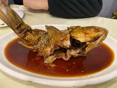 罾蹦鲤鱼-奥华餐厅·老张记(台基厂店)