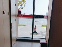 -七欣天香辣蟹火锅(闵行浦江欢乐颂店)
