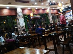 大堂-荣华基·现炒快餐(肇嘉浜路店)