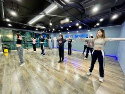 -STAR舞蹈工作室