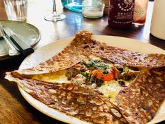 鸡蛋蘑菇熏肉荞麦可丽饼-RAC BAR(安福路店)