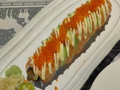 巨无霸三文鱼牛油果-和牛食堂•BISTRO(广州首店)