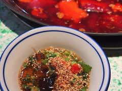 -鸿姐老火锅(疁城新天地店)