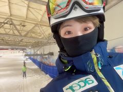 -乔波室内滑雪场