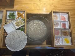 -勺子米线·云南传统小吃市集(四方街店)