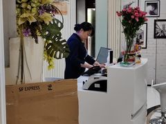 -泰康拜博口腔(世博园乐尔店)