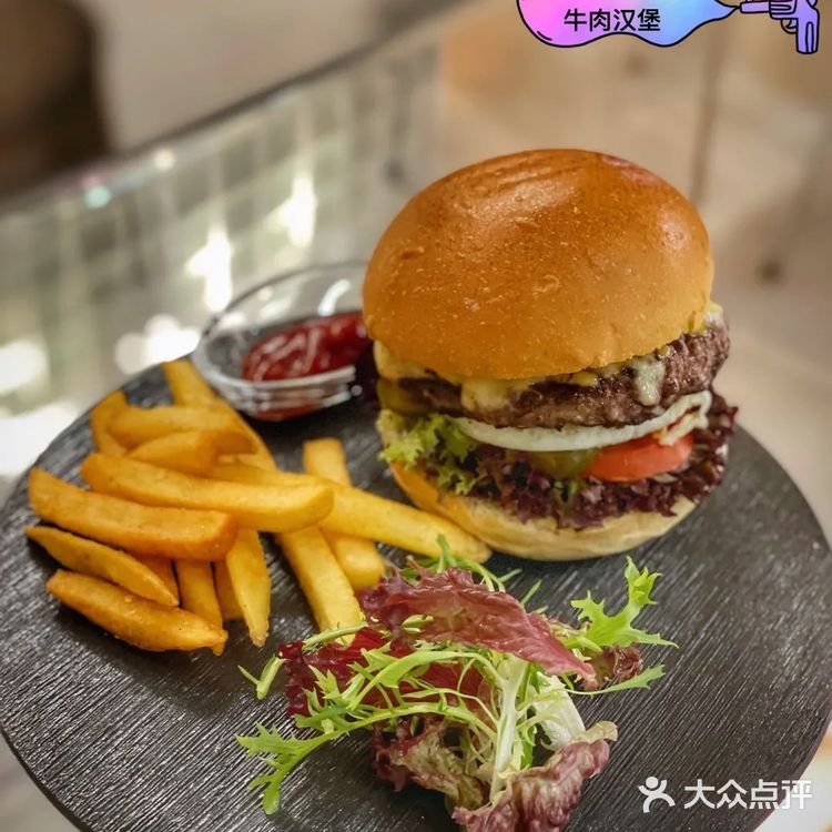 不止咖啡，更是深圳年轻人交流基地[胜利]