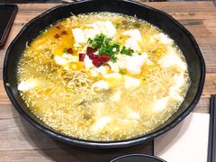 无刺酸菜鱼-好人民间小吃(镇江八佰伴店)