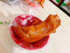 猪蹄-咱家王新国把子肉(县东巷店)