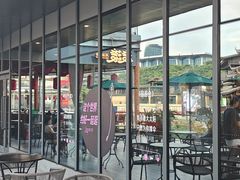 -星巴克(南宁民歌湖店)