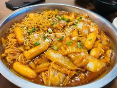 -小公洞韩式豆腐村&Q饮品铺