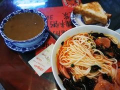 泡椒午餐肉米粉-袁妈红豆汤(重庆总店)
