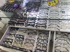 -罗创丹阳眼镜(童卫路店)