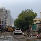 冒雨去探查鱼市搬迁进度