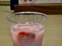-星巴克臻选(深圳龙华红山天虹店)