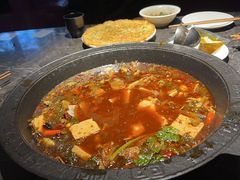 -大鱼山房鱼头火锅(老字号品质店)