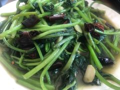 炝炒红薯苗-牛八宝桂林米粉(八里庄店)