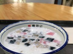 -文昌邓记清补凉(西沙路店)