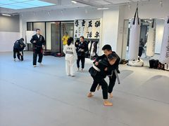 -EFL巴西柔术·综合格斗·泰拳·少儿体能训练(虹桥德必馆)