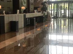 -上海虹桥西郊假日酒店