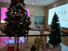 -德呈华业影城(爱琴海LUXE巨幕店)