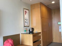 -上海浦东康桥绿地假日酒店